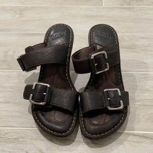 Born Leather Buckle Sandals Size 8